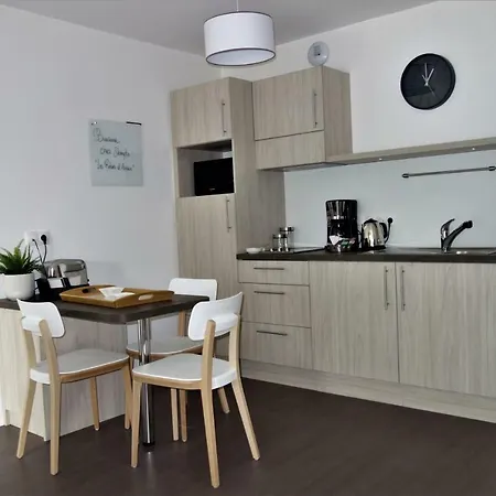 Domitys - Les Robes D'airain Apartahotel 4*