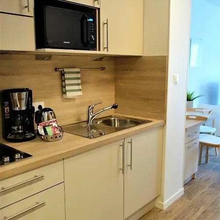 Domitys - Les Robes D'airain 4*