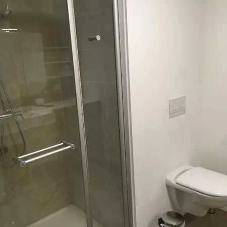 Domitys - Les Robes D'airain 4*