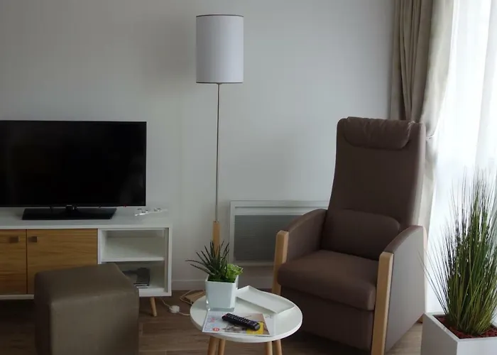 Domitys - Les Robes D'airain 4*