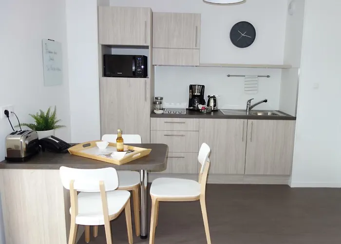 Domitys - Les Robes D'airain 4* Caen