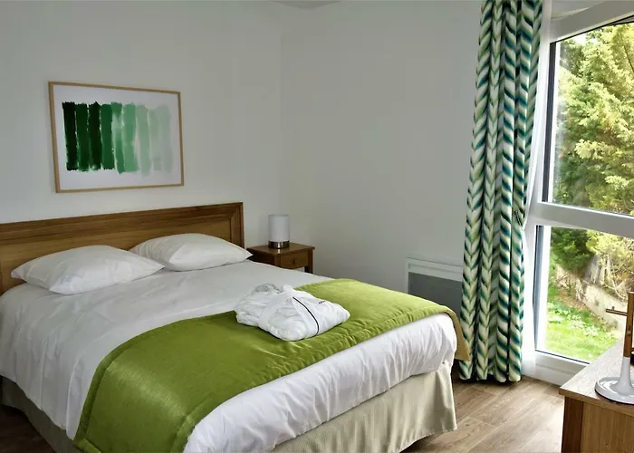 Domitys - Les Robes D'airain Aparthotel 4*