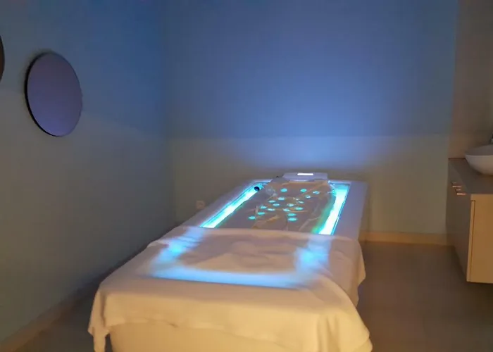 Domitys - Les Robes D'airain Aparthotel Caen